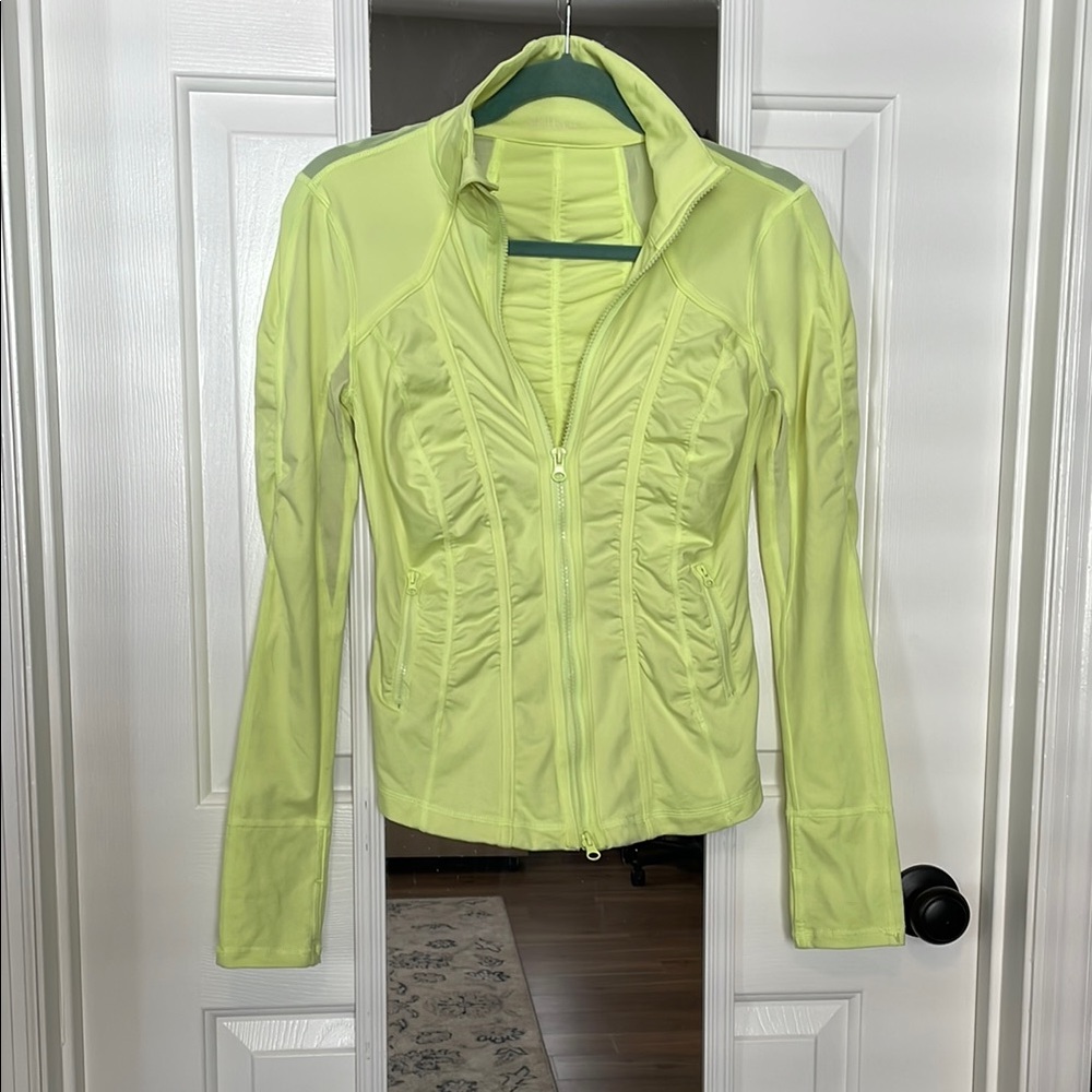 Ruched athletic jacket